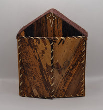 Load image into Gallery viewer, Nativity set of 10 pieces with Stable