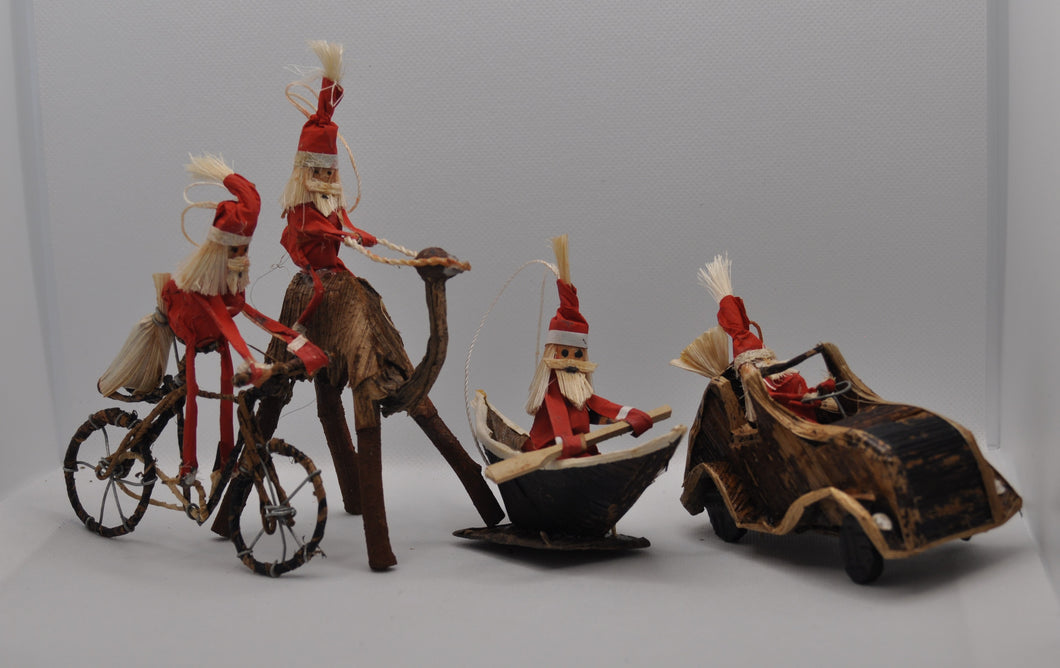 Santa Claus set of 4